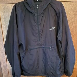 Brine hooded pullover